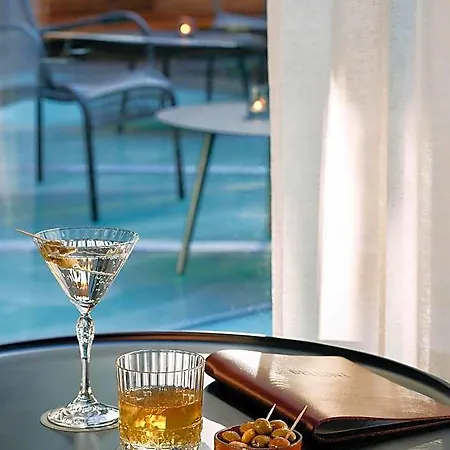 Hotel Le Bellune Paris