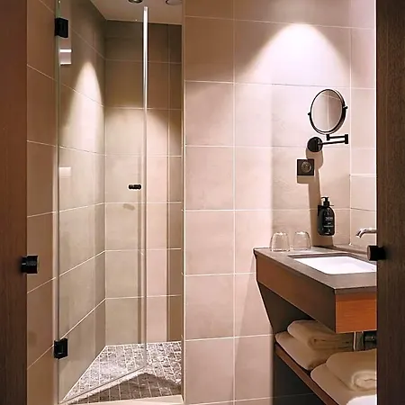 Le Bellune 4* Paryż