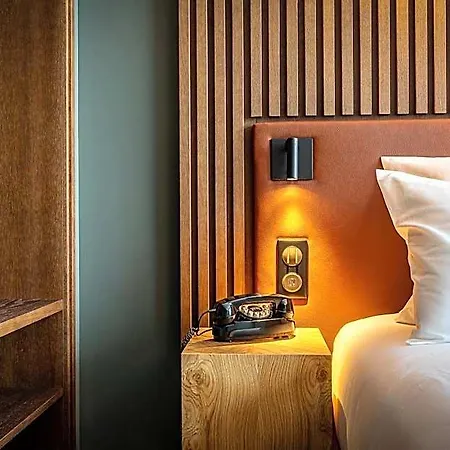 Hotel Le Bellune Paris